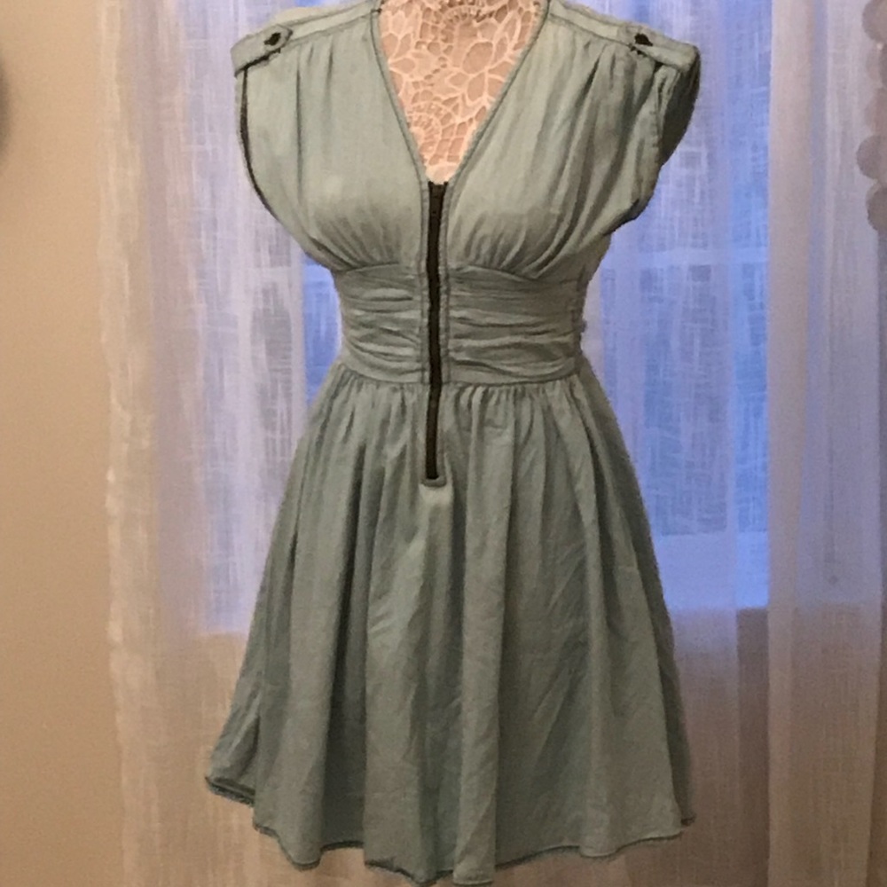 H&M Chambray Denim Zip-up Dress—Sz 6
